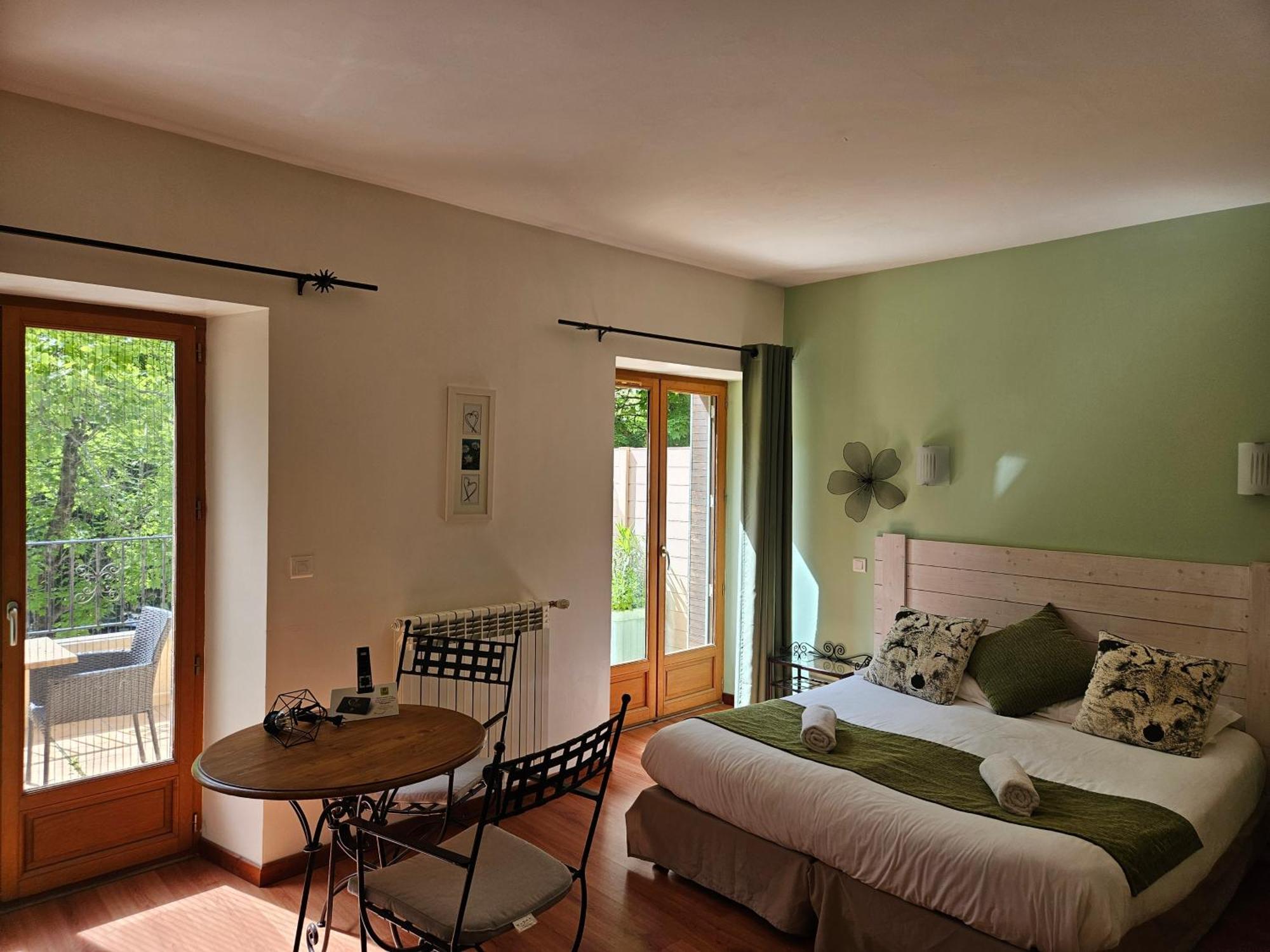 Hotel Le Mont Barral Creyers Zewnętrze zdjęcie