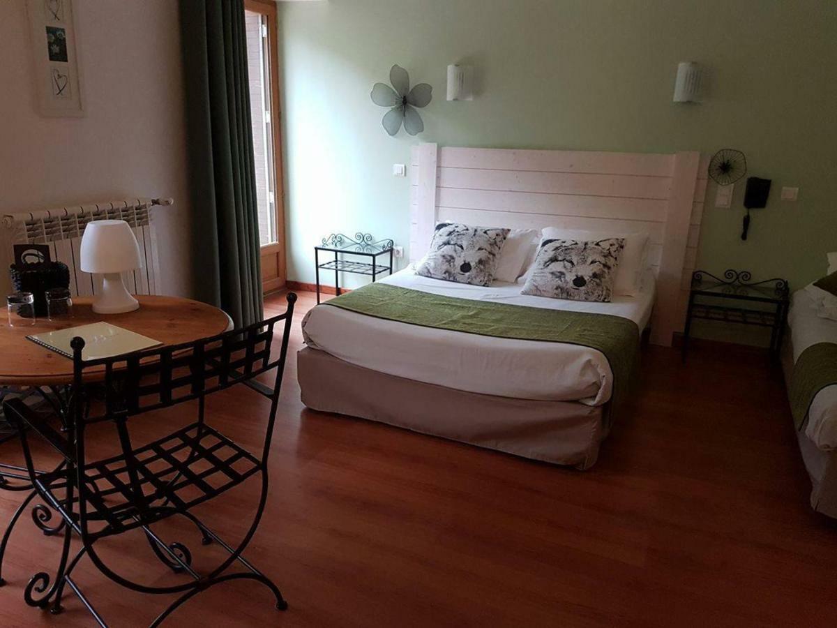 Hotel Le Mont Barral Creyers Zewnętrze zdjęcie